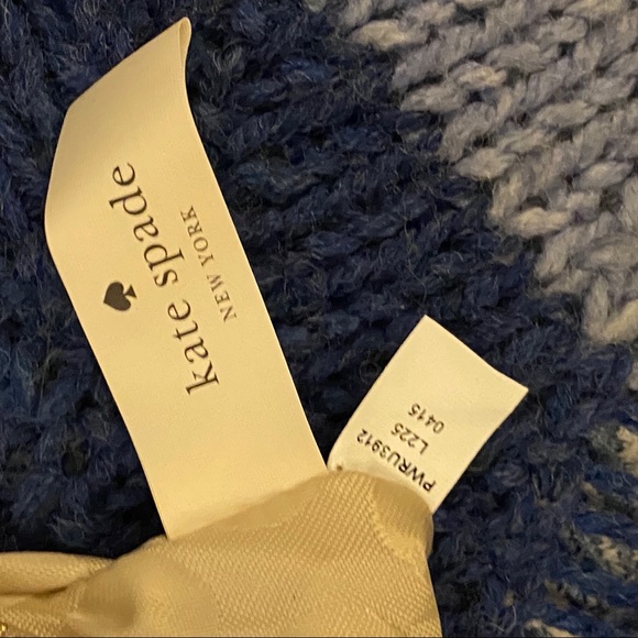 Kate Spade Cedar Street Polka Dot Bee Wristlet - Picture 6 of 7